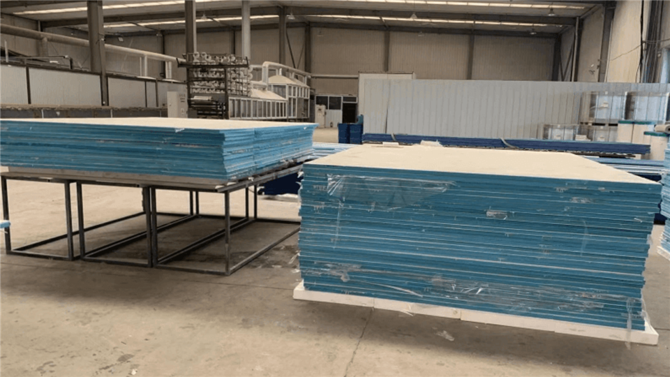 Sandwich Panels For FRP Houses